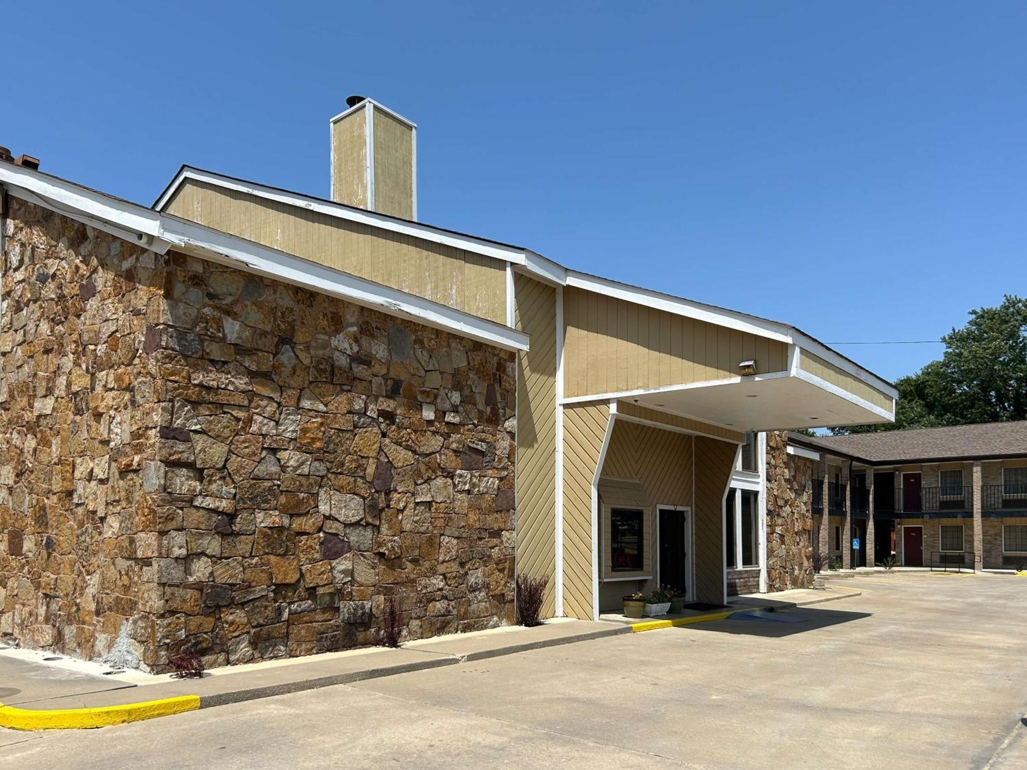 Motel 6 Ada Ok Exterior photo